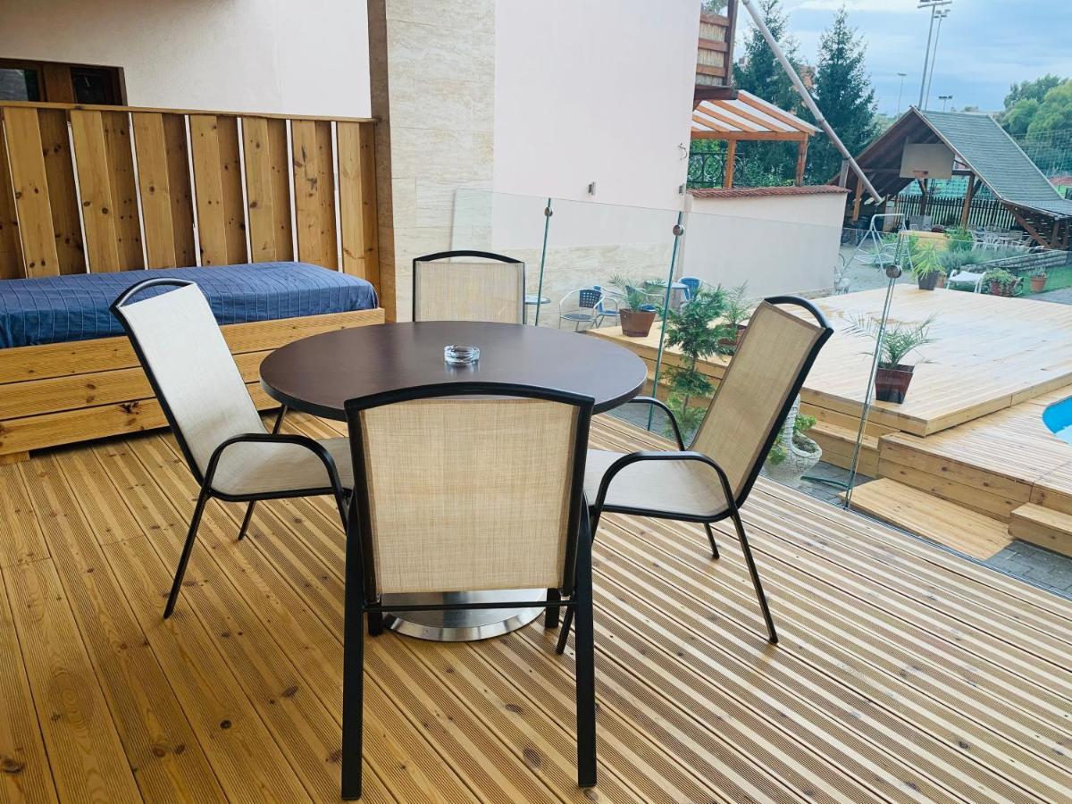 Egria Apartments Buitenkant foto